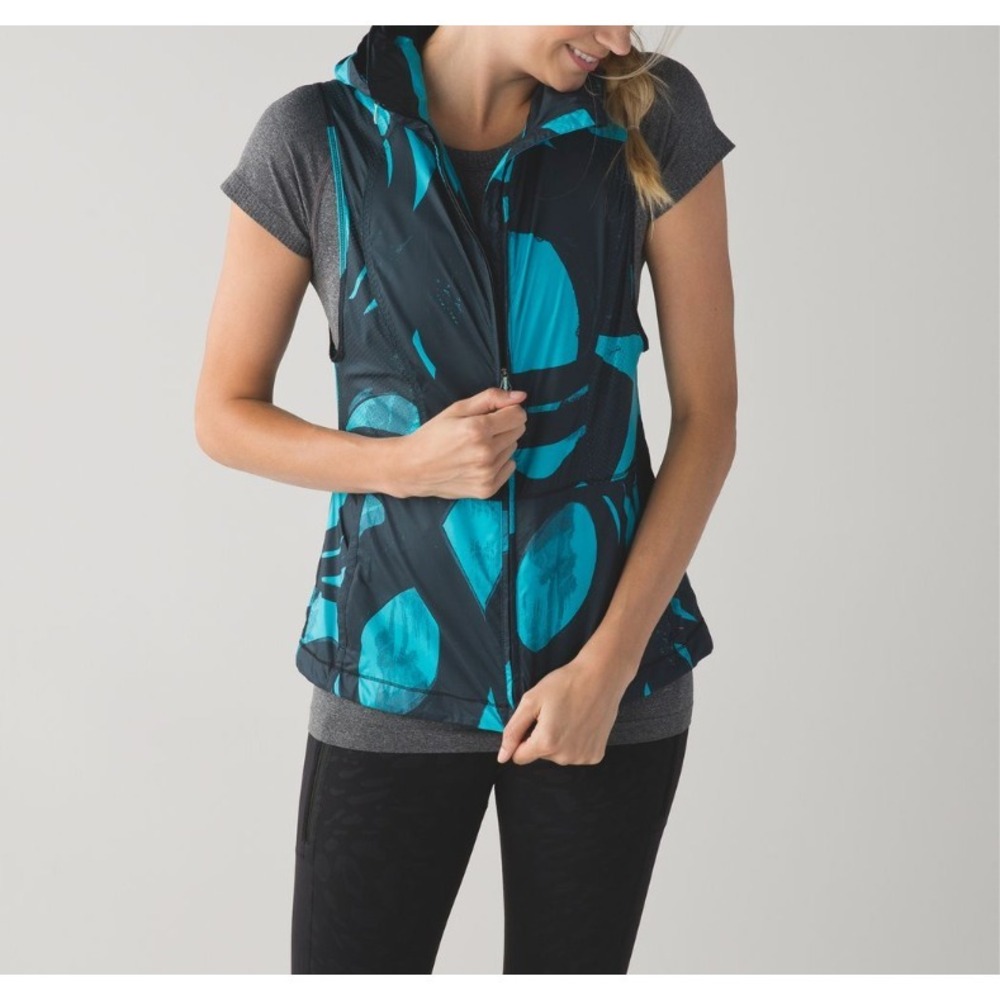 Lululemon Sz 8 Full Zip Hooded Pack It Vest Peacock Blue‎ Black Run Train Hike